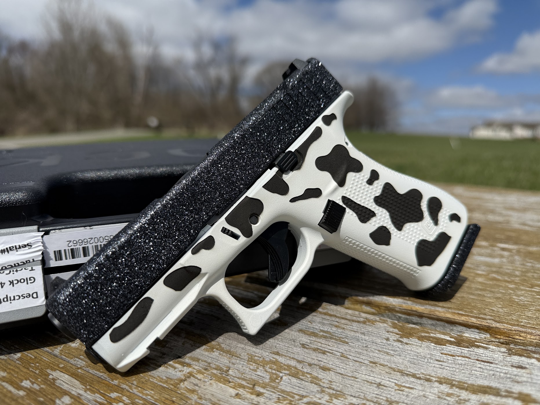 Glock 43x MOS Tactical Cow Glitter 9mm 3.4″ Barrel 10-Rounds Glock 43x MOS Tactical Cow Glitter 9mm 3.4" Barrel 10-Rounds