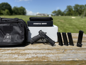 Springfield Armory ECHELON 9mm 4.5" (3)17rd / (2)20rd Mags Pistol w/Comp, Black