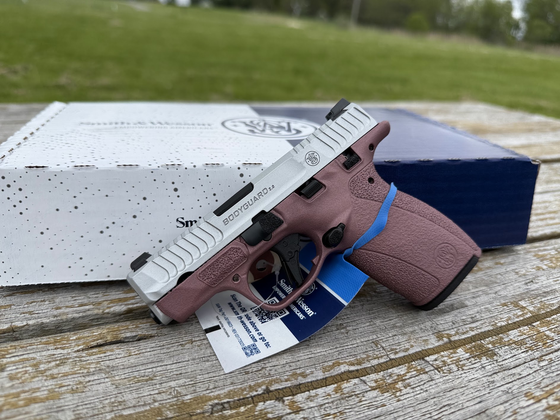 SMITH and WESSON M&P BODYGUARD 2.0 THUMB SAFETY BLUSH/SILVER 380AUTO 2.75″ SMITH and WESSON M&P BODYGUARD 2.0 THUMB SAFETY BLUSH/SILVER 380AUTO 2.75"