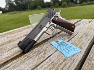 PRE-OWNED KIMBER CUSTOM II .45ACP 1911 W/EXTRA MAG